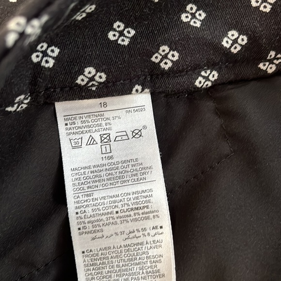 Pixie Plus Size Old Navy Stretchy Pants - Picture 3 of 4